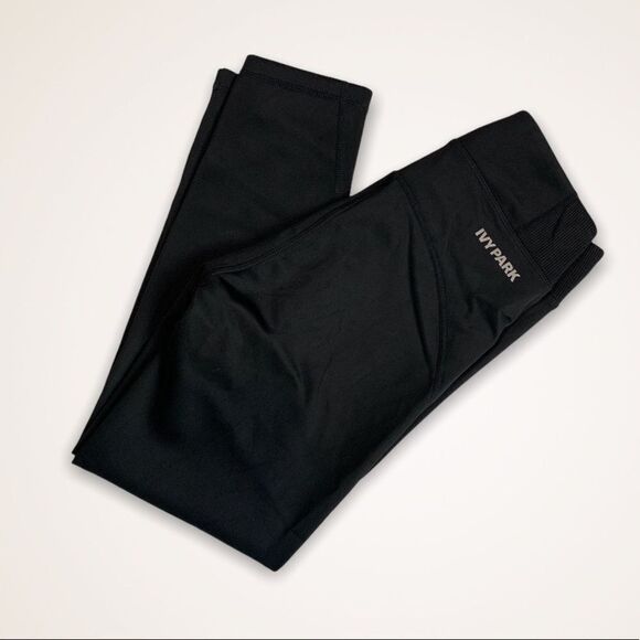 Ivy Park Adidas Small Leggings Black 7/8 - Picture 1 of 6